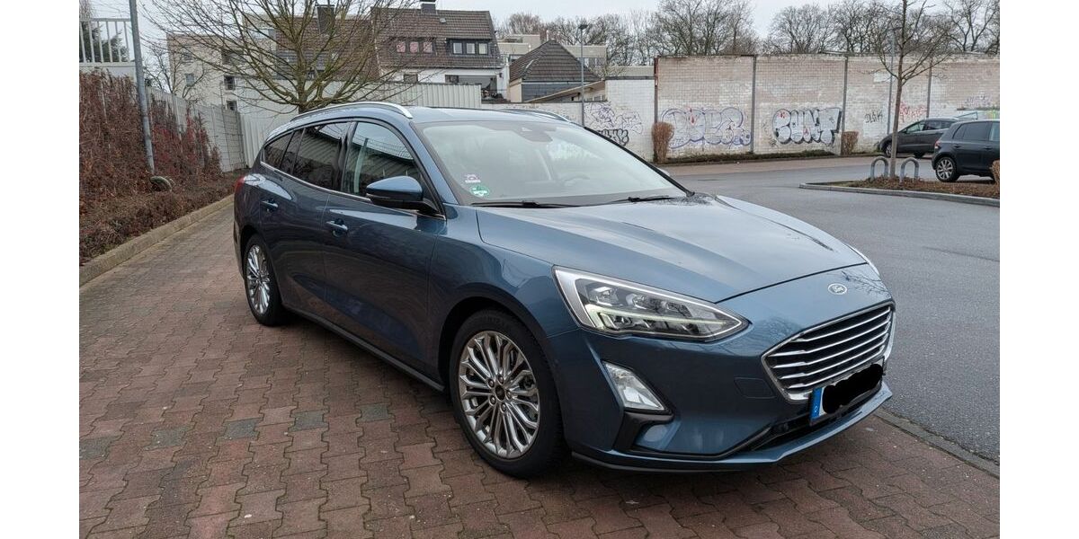 Ford Focus 117.350 km 9.800 &euro; Köln 50827