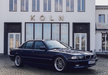 BMW 740 174.500 km 29.900 &euro; Köln 50858