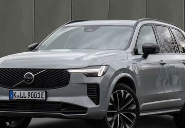 Volvo XC90 2.500 km 88.990 &euro; Köln 50968