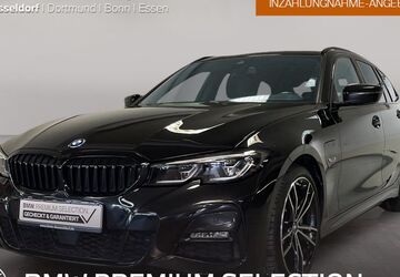BMW 330 74.498 km 33.990 &euro; Düsseldorf 40237