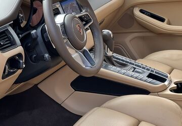 Porsche Macan 165.000 km 39.790 &euro; Frechen (bei Köln) 50226