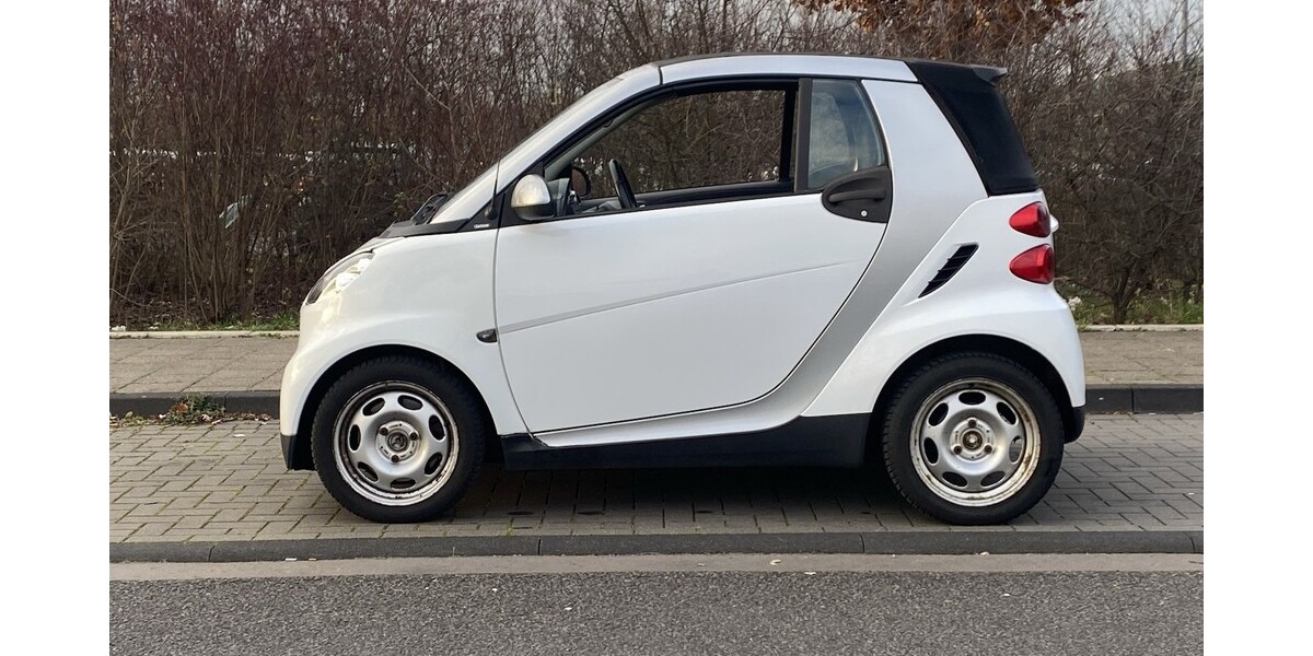 Smart Fortwo Cabrio 163.000 km 3.990 &euro; Köln 50667