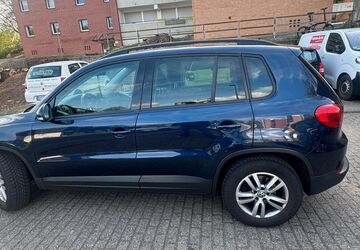 VW Tiguan 220.000 km 6.300 &euro; Leverkusen 51381