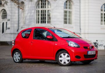 Toyota Aygo (X) 206.000 km 2.899 &euro; Ratingen 40880