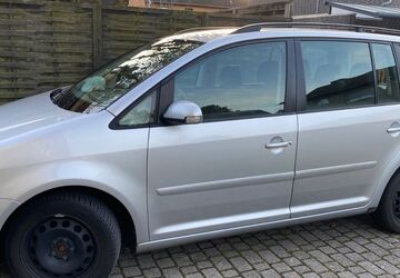 VW Touran 168.500 km 3.999 &euro; Grevenbroich 41517
