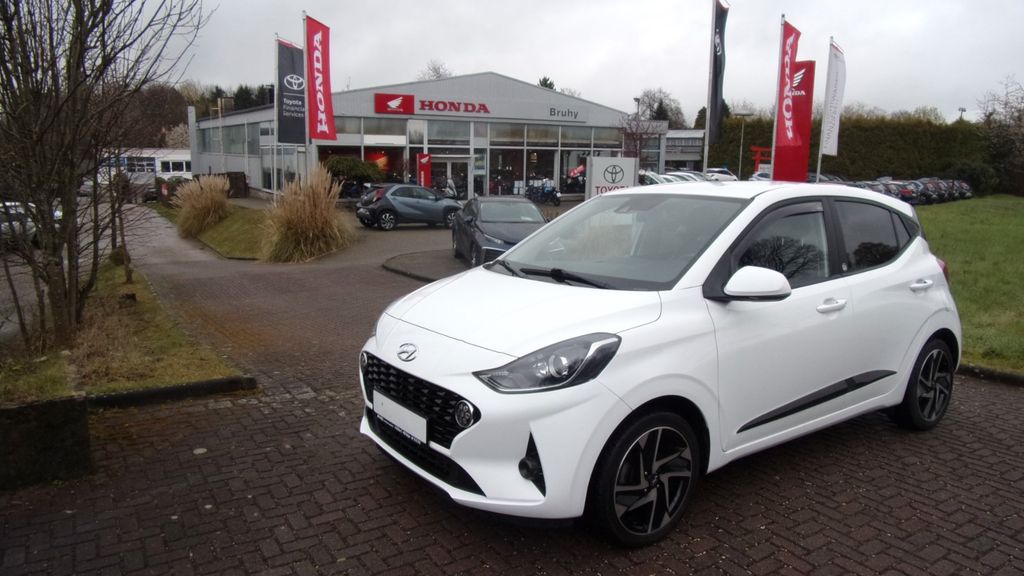 Hyundai i10 30.499 km 11.949 &euro; Ratingen 40882