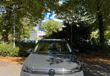 VW Tiguan 9.700 km 43.200 &euro; Düsseldorf 40223