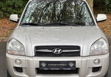 Hyundai TUCSON 184.000 km 5.499 &euro; Wuppertal 42283