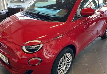 Fiat 500e 6.800 km 25.799 &euro; Langenfeld 40764