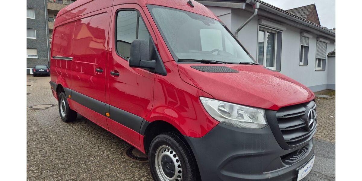 Mercedes-Benz Sprinter 138.000 km 20.999 &euro; Düsseldorf 40591
