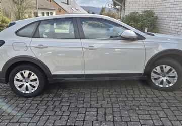 VW Taigo 45.000 km 15.900 &euro; Köln 50679