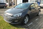 Opel Astra ACTIVE KLIMAANLAGE 17 ZOLL LMF TEMPOMAT 92.855 km 7.598 &euro; Köln 50858