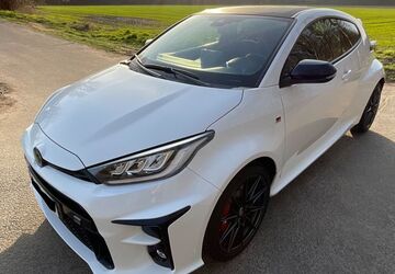 Toyota Yaris 20.000 km 36.500 &euro; Köln 50968