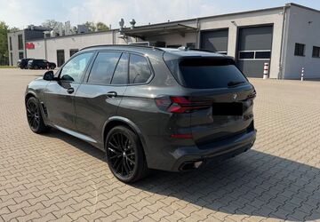 BMW X5 23.000 km 102.900 &euro; Düsseldorf 40217