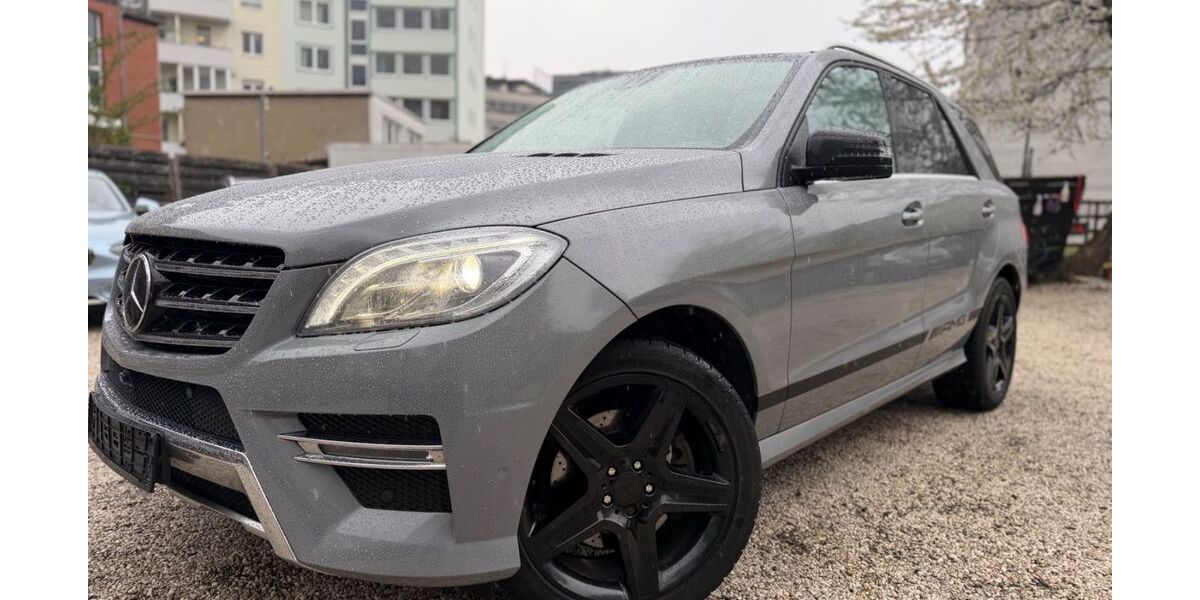 Mercedes-Benz ML 350 245.000 km 13.950 &euro; Köln 50674