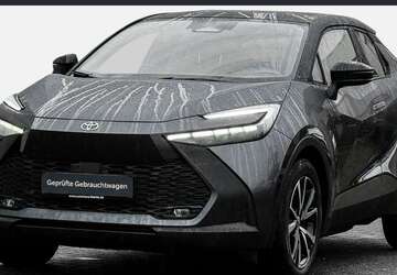 Toyota C-HR 7.139 km 33.655 &euro; Köln 51063