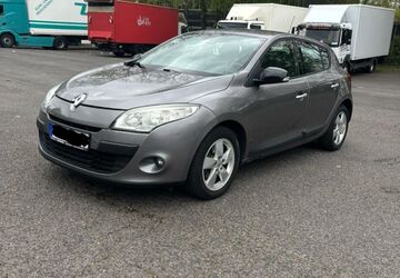 Renault Megane 175.000 km 4.900 &euro; Köln 51103