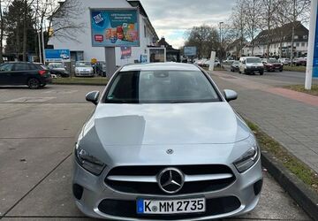 Mercedes-Benz A 180 130.000 km 17.500 &euro; Köln 51109