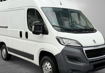 Peugeot Boxer 157.000 km 12.990 &euro; Köln 51067
