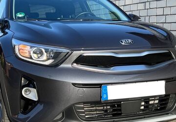 Kia Stonic 17.900 km 14.400 &euro; Köln 51143