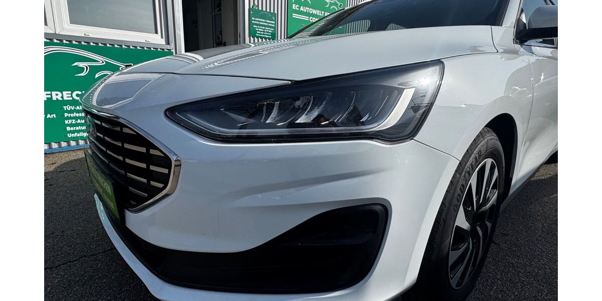 Ford Focus 51.500 km 21.490 &euro; Frechen 50226