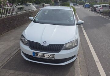 Skoda Fabia 78.123 km 5.399 &euro; Hilden 40724