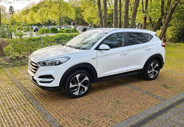 Hyundai TUCSON 73.000 km 15.200 &euro; Grevenbroich 41515