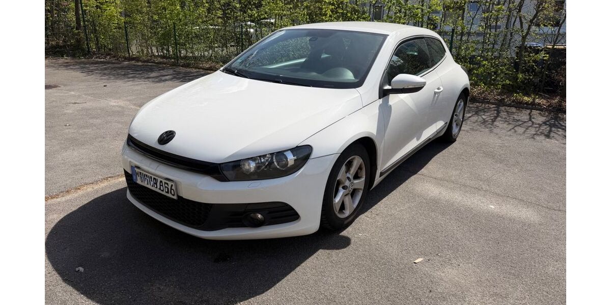 VW Scirocco 161.887 km 8.199 &euro; Monheim am Rhein 40789