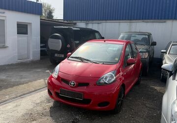 Toyota Aygo (X) 90.000 km 4.400 &euro; Köln 50825