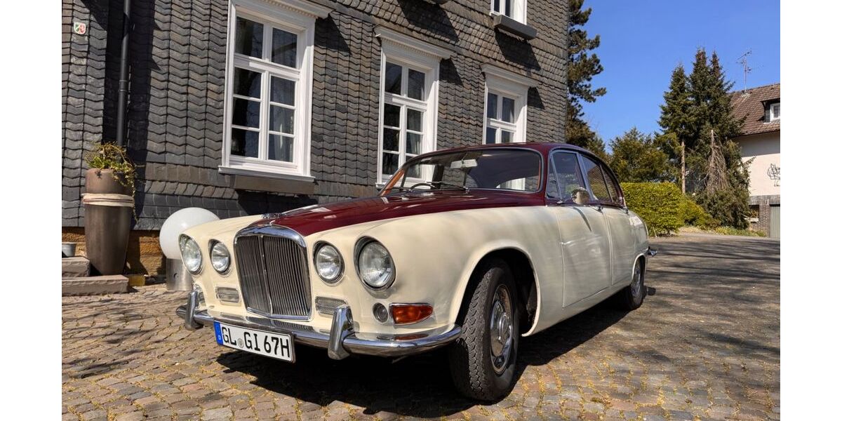 Jaguar Daimler 81.600 km 15.900 &euro; Wermelskirchen 42929