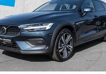 Volvo V60 Cross Country 32.867 km 39.750 &euro; Düsseldorf 40474