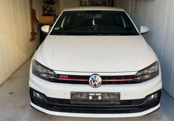 VW Polo 60.000 km 15.900 &euro; Köln 50996