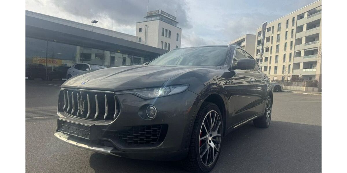 Maserati Levante 70.900 km 34.480 &euro; Köln 50829