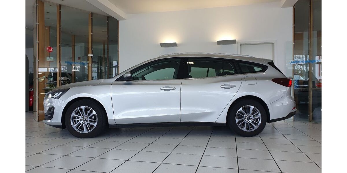 Ford Focus 53.000 km 17.250 &euro; Köln 51149