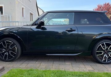 Mini Cooper S 9.736 km 31.900 &euro; Köln 51109