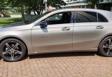 Mercedes-Benz A 180 29.000 km 20.700 &euro; Köln 51109