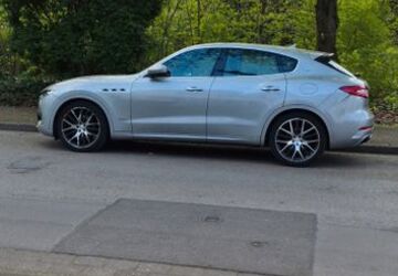 Maserati Levante 96.000 km 29.900 &euro; Meerbusch 40667