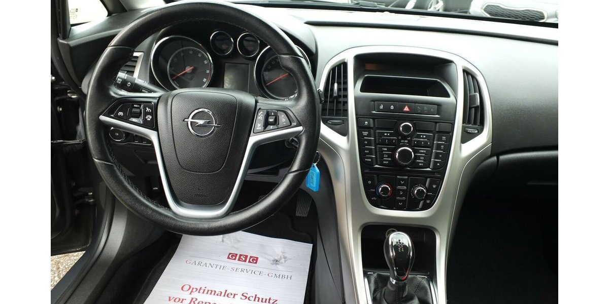 Opel Astra ACTIVE KLIMAANLAGE 17 ZOLL LMF TEMPOMAT 92.855 km 7.598 &euro; Köln 50858