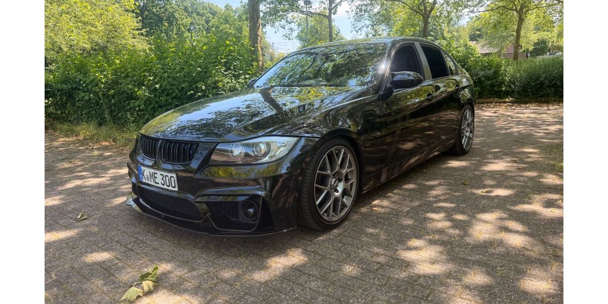 BMW 318 107.000 km 9.000 &euro; Köln 50767