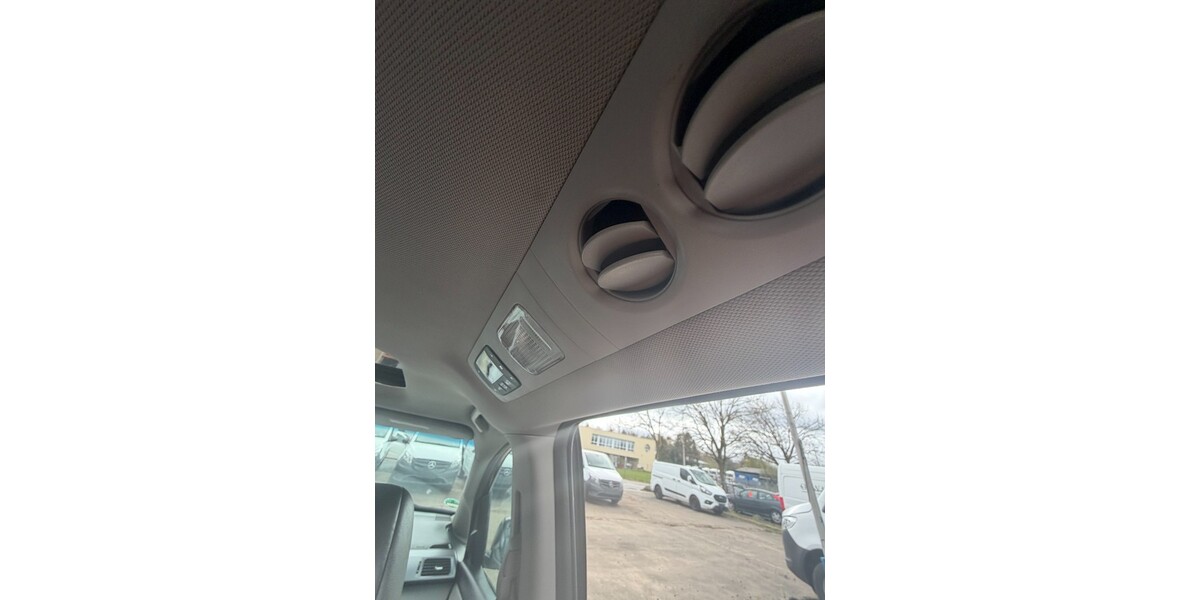 Honda Odyssey 208.000 km 12.499 &euro; Willich 47877