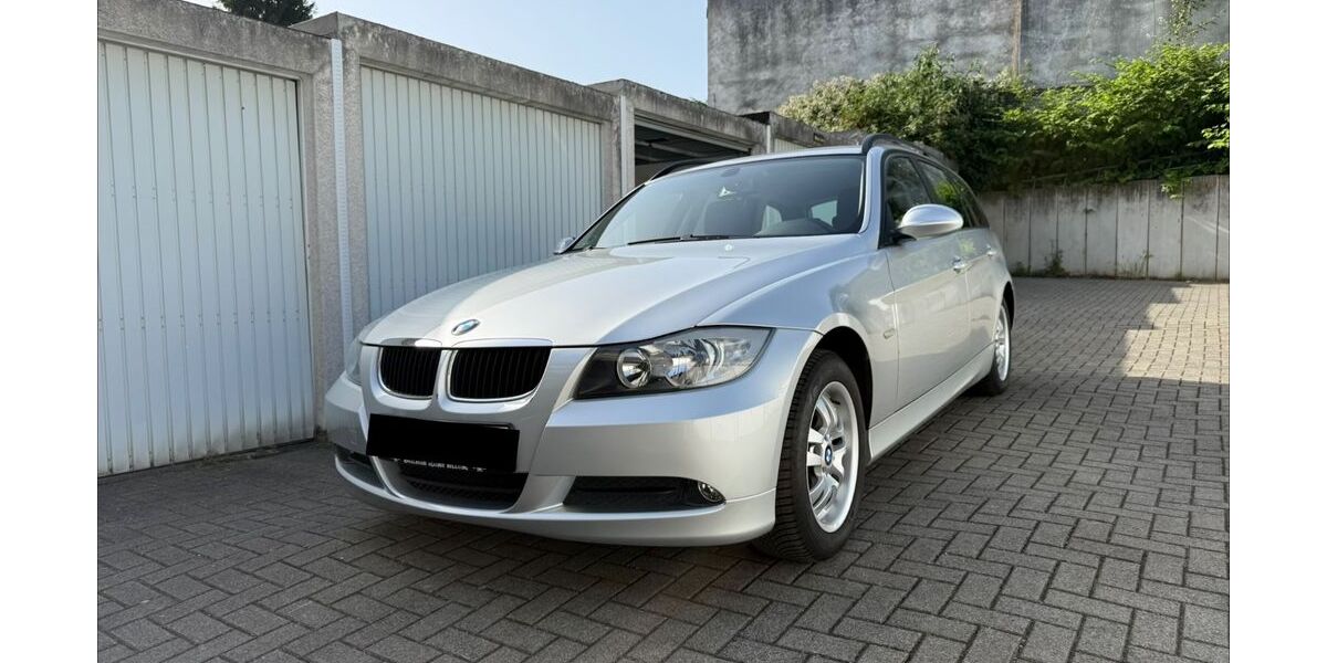 BMW 318 145.000 km 3.890 &euro; Mülheim 45473