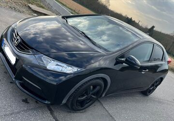 Honda Civic 102.446 km 8.300 &euro; Wülfrath 42489