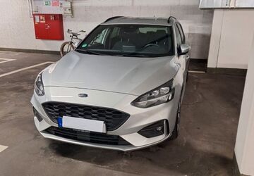 Ford Focus 100.000 km 10.800 &euro; Düsseldorf 40589