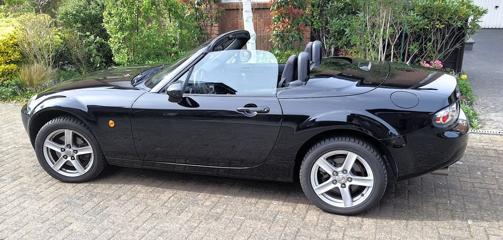 Mazda MX-5 68.000 km 14.000 &euro; Dormagen 41542