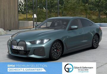 BMW i4 28.552 km 54.940 &euro; Mülheim 45472