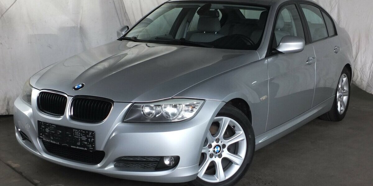 BMW 318i WM2026: NAVI PDC GARANTIE 17 ZOLL LMF 134.241 km 6.998 &euro; Köln 50858