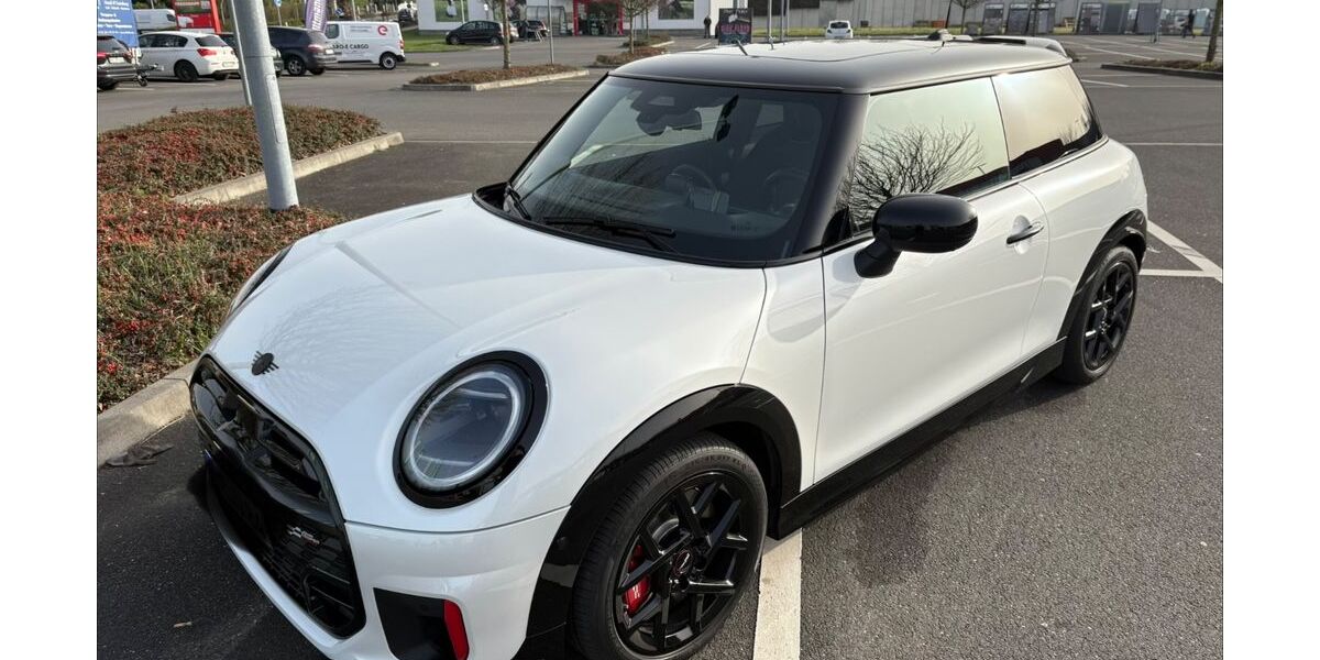 Mini John Cooper Works 2.900 km 37.599 &euro; Haan 42781