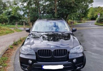 BMW X5 270.855 km 11.000 &euro; Köln 51109
