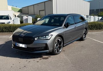 Skoda Superb 4.800 km 49.000 &euro; Langenfeld 40764