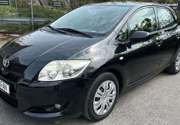 Toyota Auris 150.000 km 4.750 &euro; Neuss 41472
